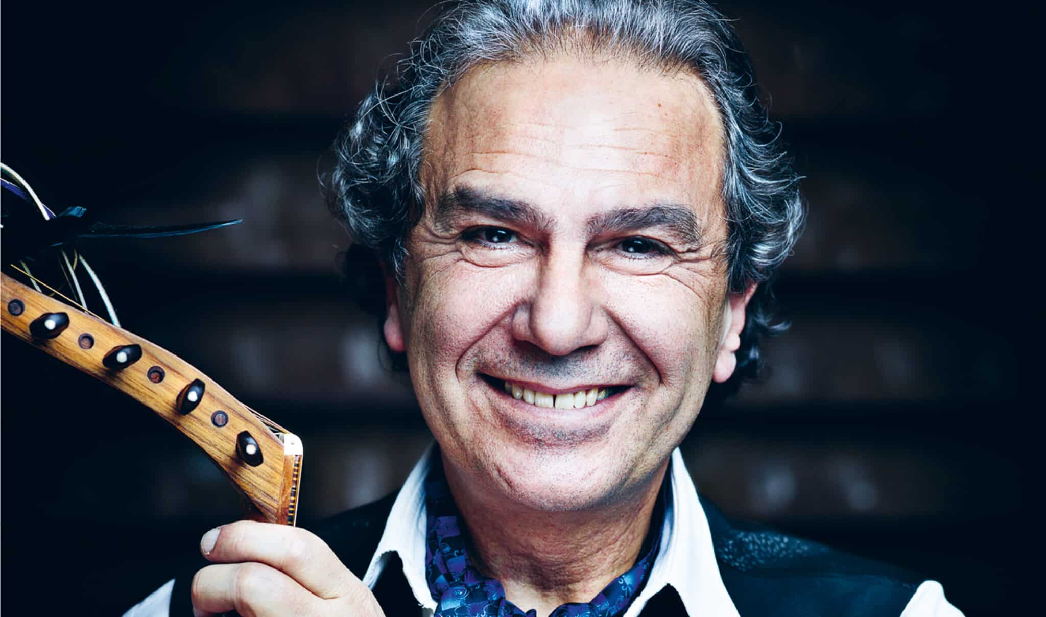 Rabih Abou-Khalil mit Oud, Promofoto