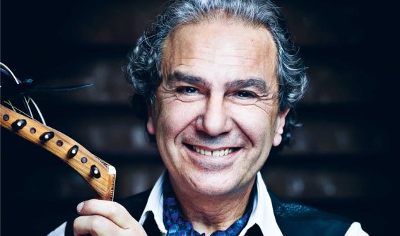 Rabih Abou-Khalil mit Oud, Promofoto